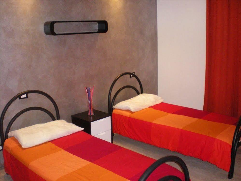 Enzo Luxury Rooms Roma Exterior foto