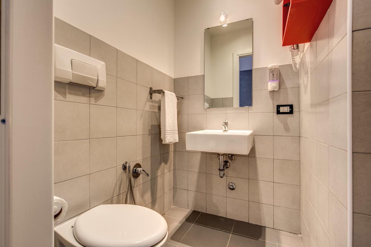 Enzo Luxury Rooms Roma Exterior foto