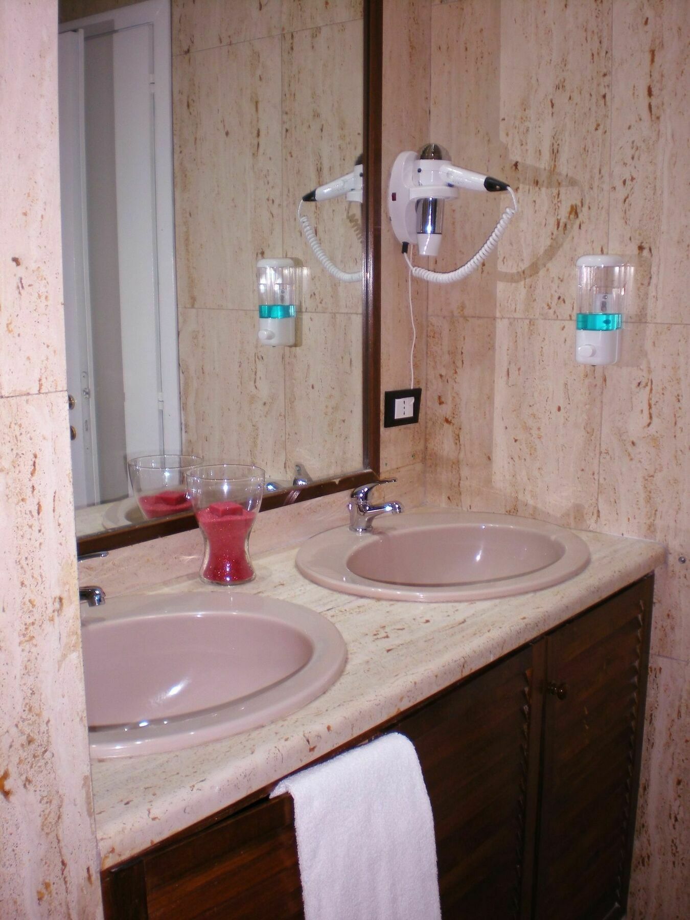 Enzo Luxury Rooms Roma Exterior foto